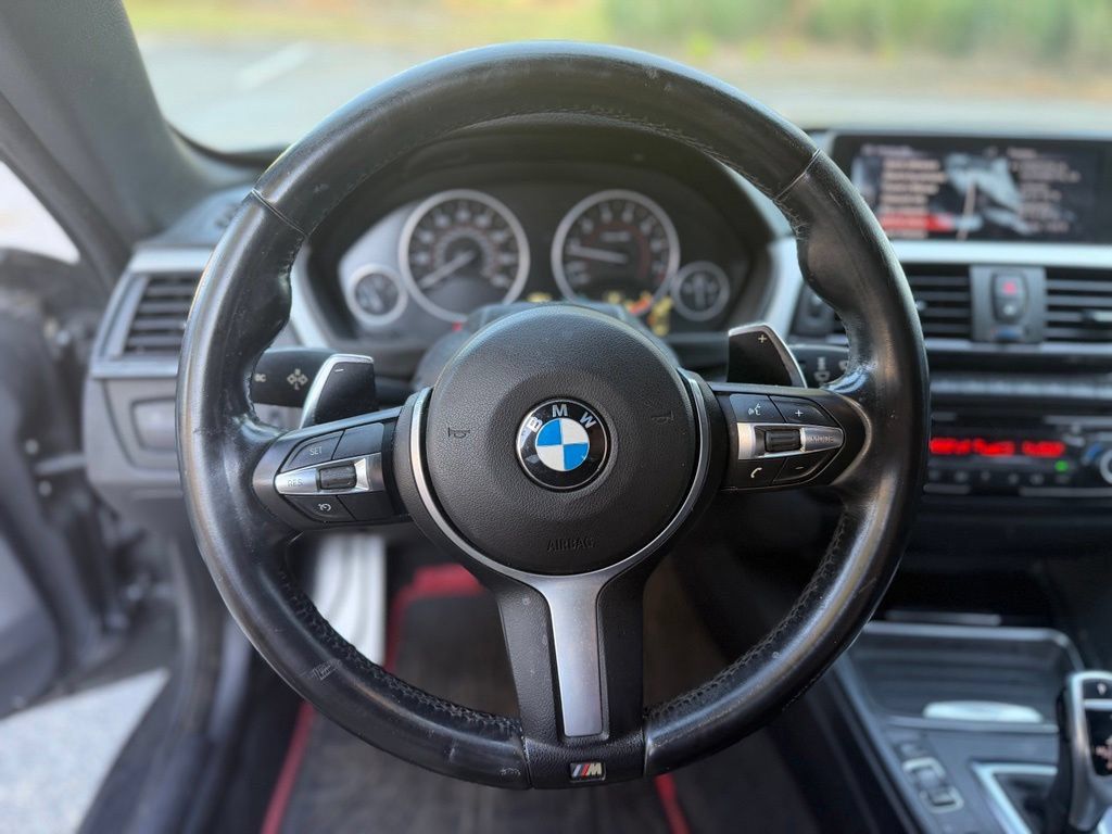 Used 2014 BMW 435i Convertible RWD image 26