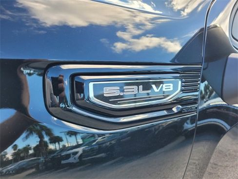 New 2026 GMC Sierra 1500 Elevation w/ Elevation Premium Package image 3