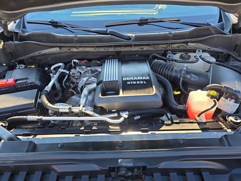 Used 2024 Chevrolet Silverado 1500 LT Trail Boss w/ Convenience Package II image 30