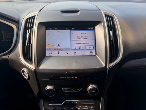 Used 2019 Ford Edge SEL w/ Equipment Group 201A AWD/4WD image 17