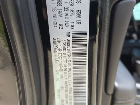 Used 2020 Jeep Grand Cherokee High Altitude RWD image 37