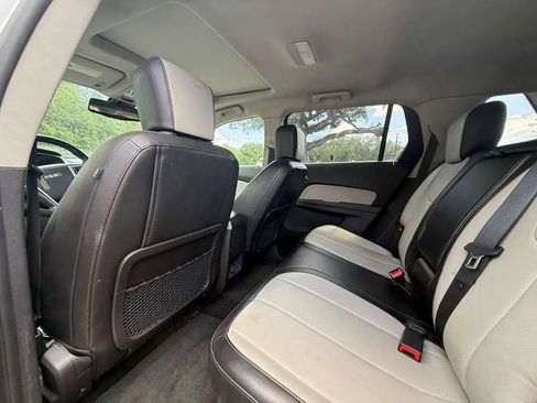 Used 2010 GMC Terrain SLT AWD/4WD image 15