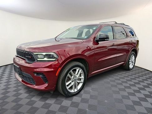 Used 2024 Dodge Durango GT AWD/4WD image 3