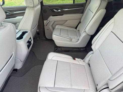 Used 2024 GMC Yukon Denali w/ Max Trailering Package image 29