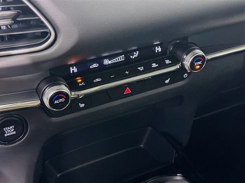 New 2025 MAZDA CX-30 AWD 2.5 S w/ Preferred Package image 21