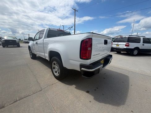 Used 2021 Chevrolet Colorado W/T w/ WT Convenience Package AWD/4WD image 6