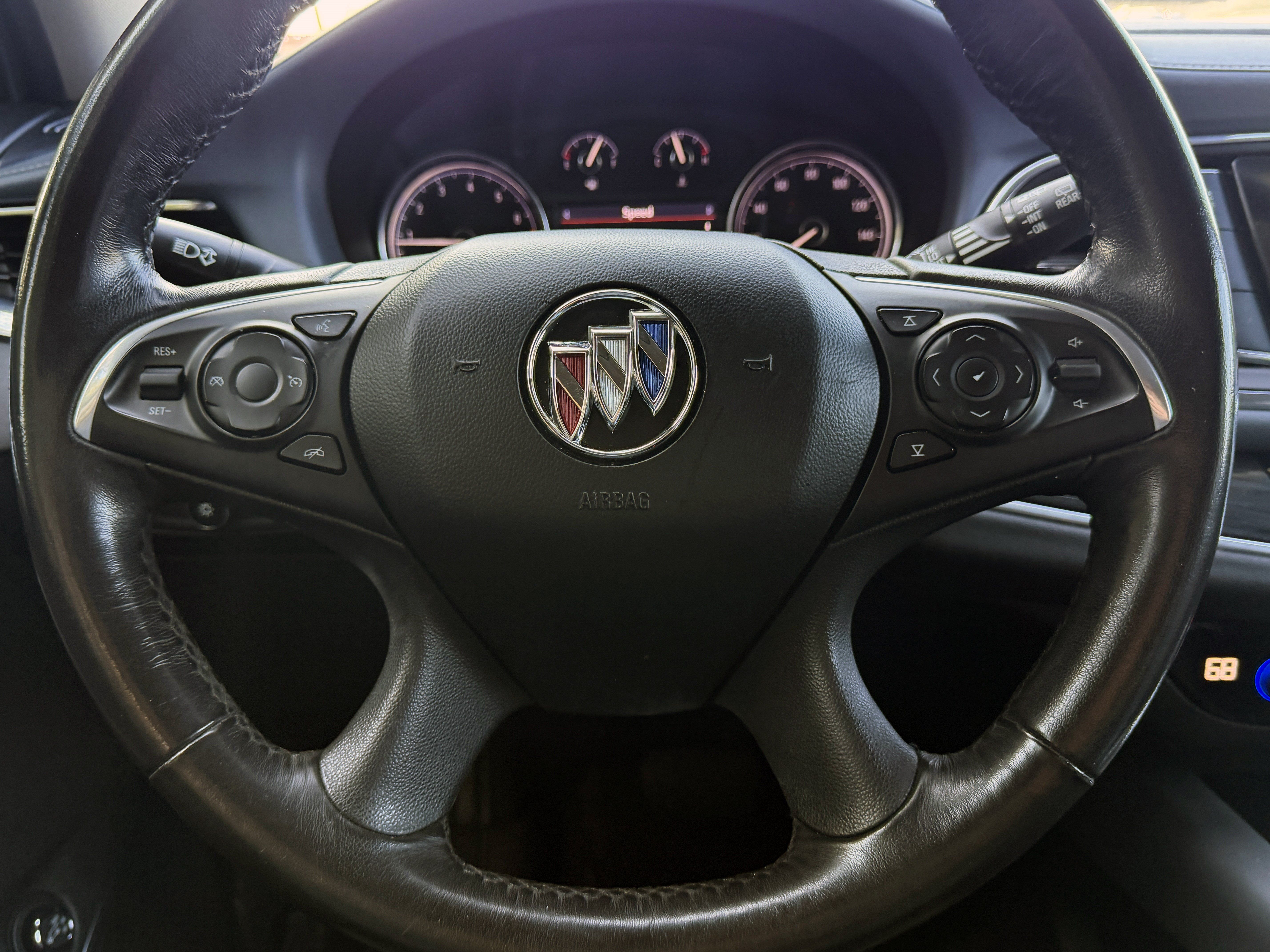 Used 2020 Buick Enclave Essence FWD image 16