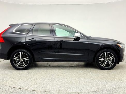 Used 2018 Volvo XC60 T6 R-Design w/ Convenience Package image 4