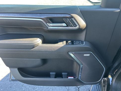 Used 2023 Chevrolet Silverado 1500 LTZ w/ Technology Package image 14