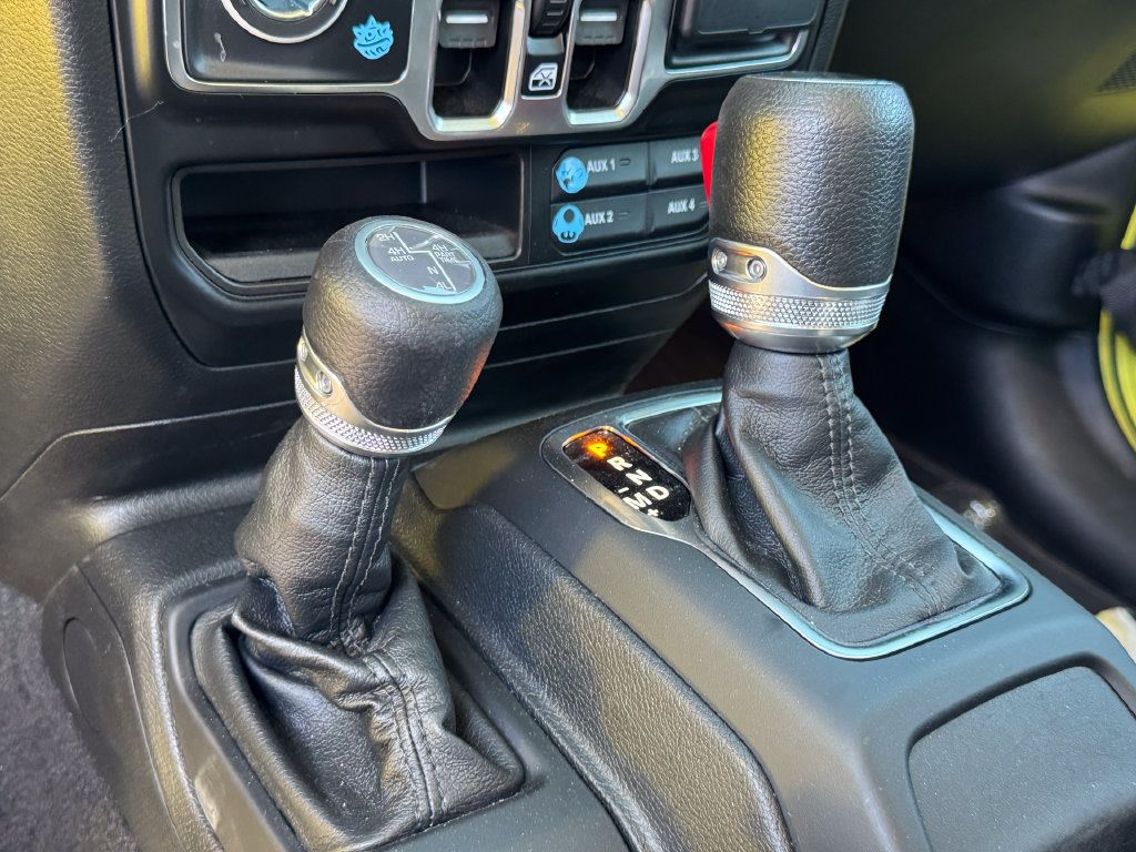 Used 2023 Jeep Wrangler Unlimited w/ Cold Weather Group AWD/4WD image 14