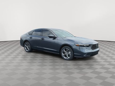 New 2026 Honda Accord EX-L image 2