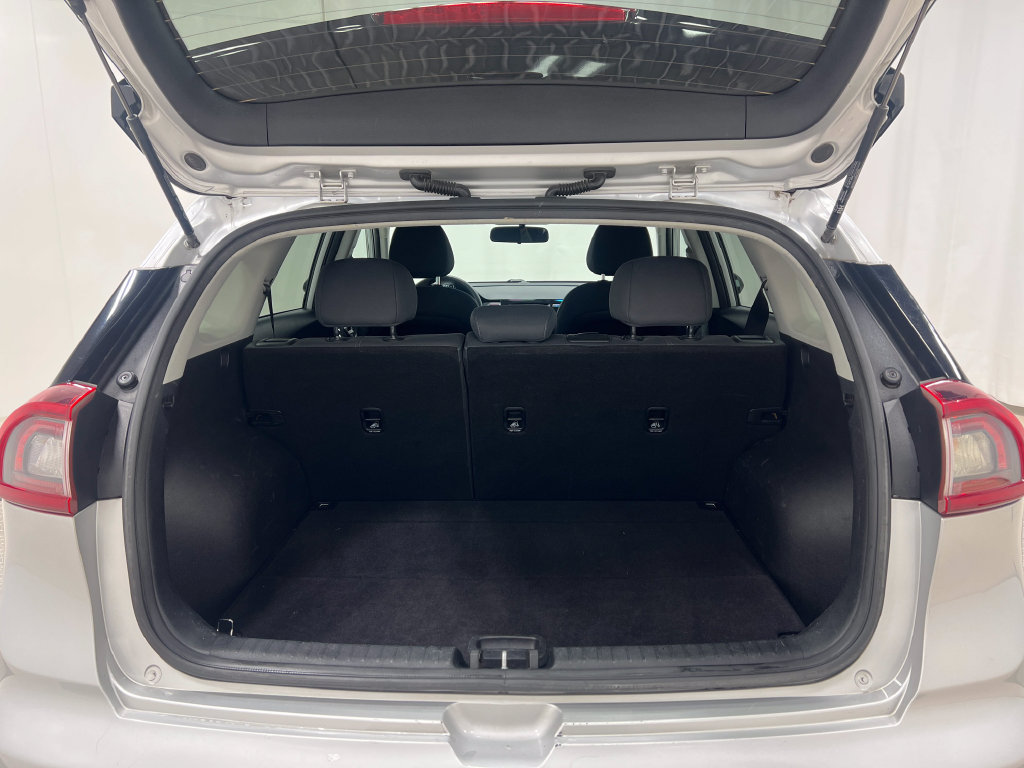 Used 2019 Kia Niro LX FWD image 25