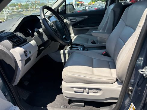 Used 2017 Honda Pilot EX-L image 8