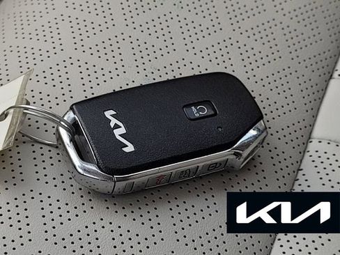 Used 2023 Kia Sorento SX AWD/4WD image 34