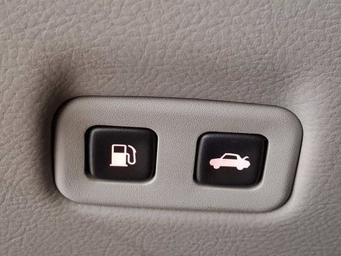 Used 2010 Chevrolet Corvette Grand Sport w/ Preferred Equipment Group image 24