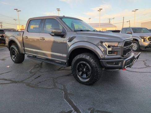 Used 2018 Ford F150 Raptor w/ Equipment Group 802A Luxury AWD/4WD image 7