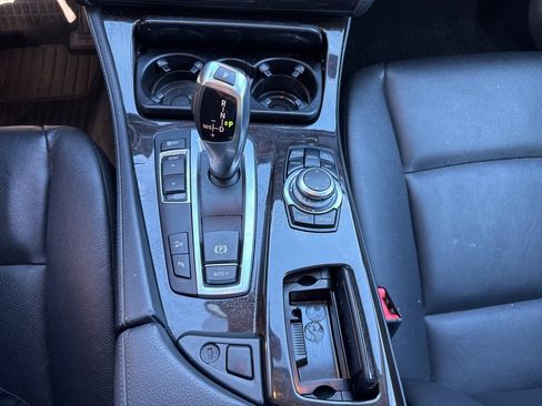 Used 2013 BMW 528i xDrive Sedan image 39