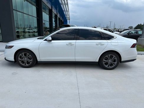Used 2024 Honda Accord EX image 7