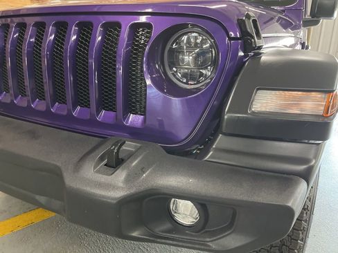 Used 2023 Jeep Wrangler Sport S w/ Sun And Sound Package image 11