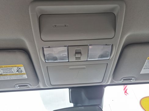 Used 2023 Nissan Frontier SV w/ Technology Package image 35