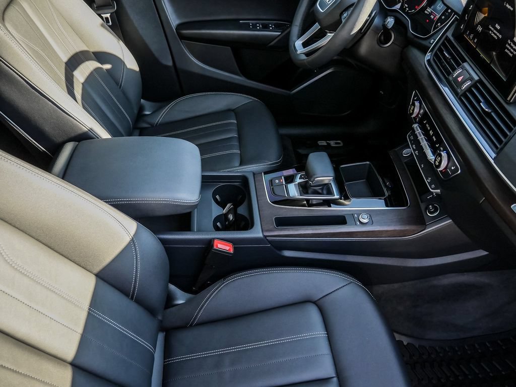 Used 2024 Audi Q5 2.0T Premium AWD/4WD image 17