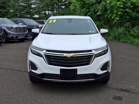 Used 2023 Chevrolet Equinox LT FWD image 2