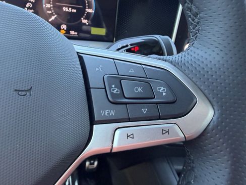 New 2026 Volkswagen Tiguan SE R-Line image 28