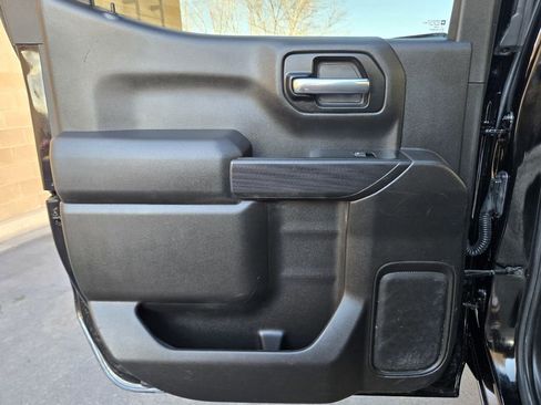 Used 2019 Chevrolet Silverado 1500 Custom image 35