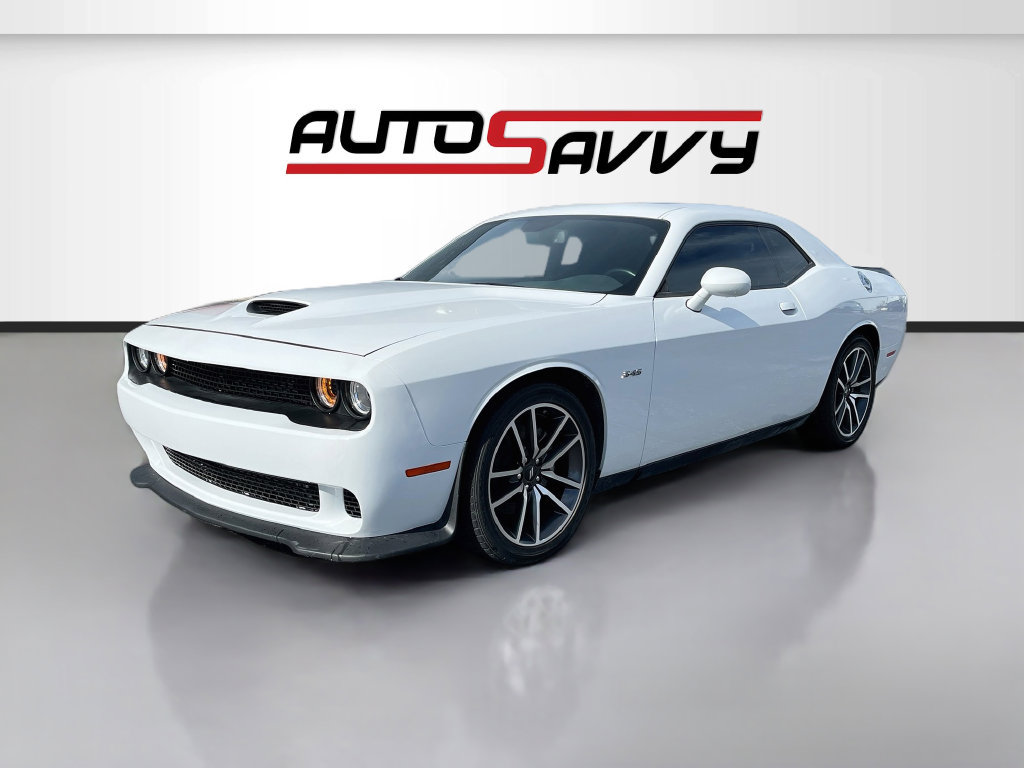 Used 2023 Dodge Challenger R/T RWD image 3