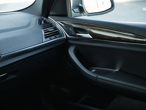 Used 2023 BMW X3 sDrive30i image 28