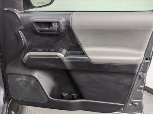 Used 2021 Toyota Tacoma SR5 image 22