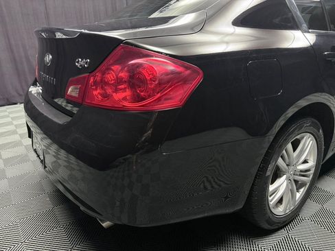 Used 2015 INFINITI Q40 AWD w/ Navigation Package image 13
