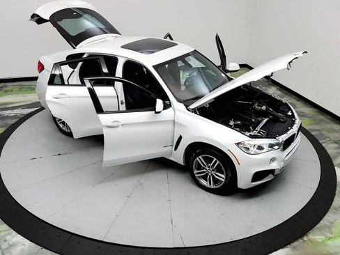 Used 2017 BMW X6 xDrive35i AWD/4WD image 38