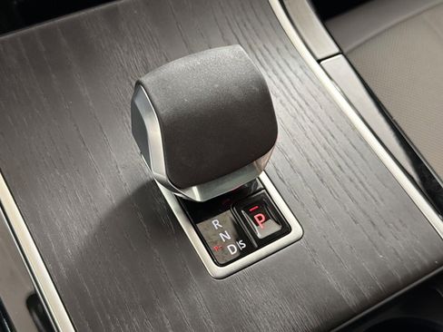 Certified 2026 Land Rover Range Rover Evoque S image 16