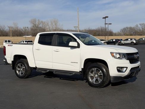 Used 2017 Chevrolet Colorado Z71 image 1