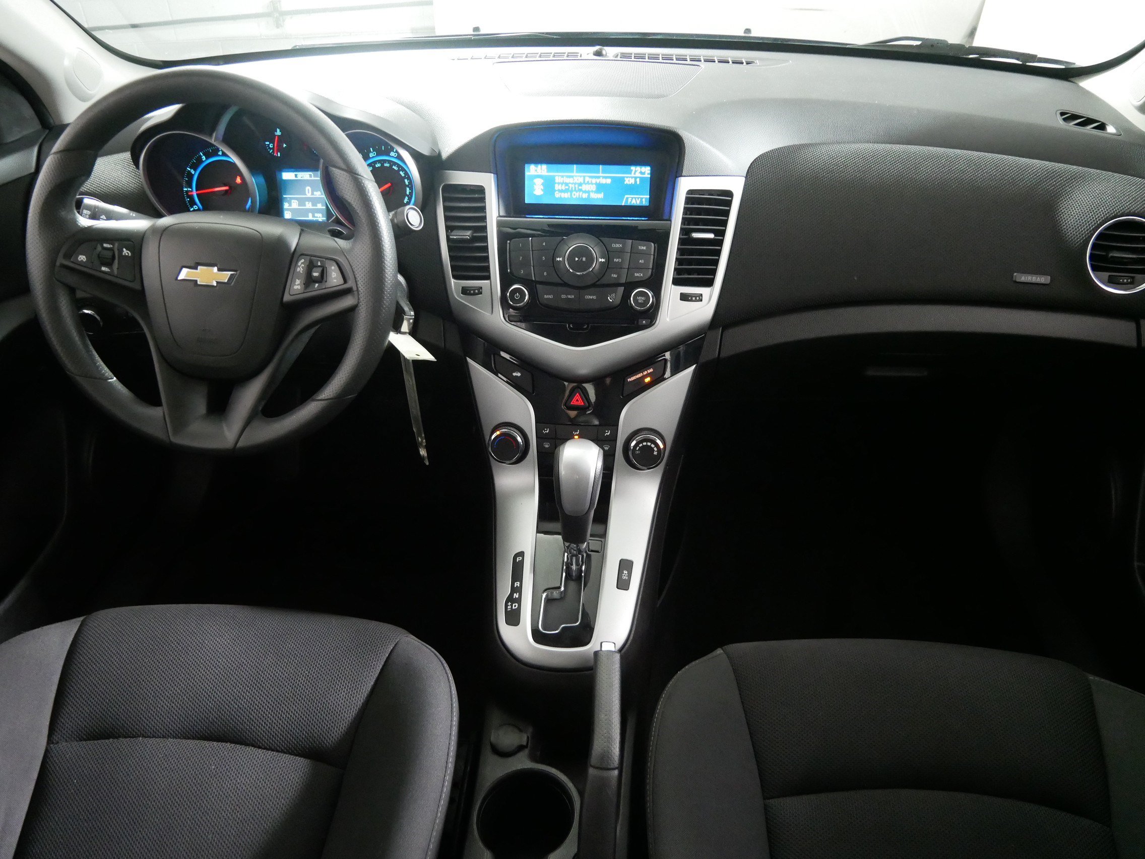 Used 2016 Chevrolet Cruze LT FWD image 10