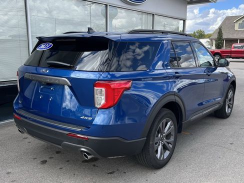Used 2023 Ford Explorer XLT w/ Equipment Group 202A image 7