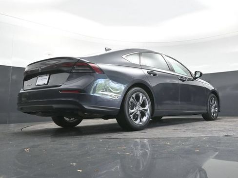Used 2024 Honda Accord EX image 31