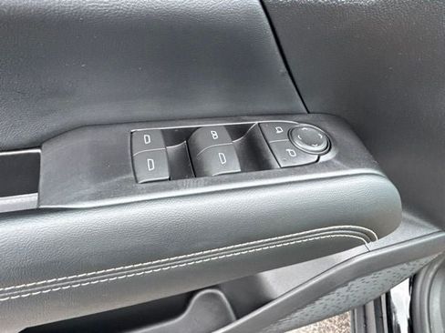 Used 2026 GMC Terrain Elevation w/ Black Edition FWD image 9
