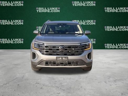 Used 2024 Volkswagen Atlas SEL AWD/4WD image 6