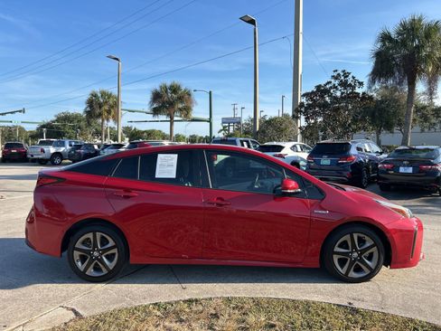 Used 2019 Toyota Prius Limited image 6