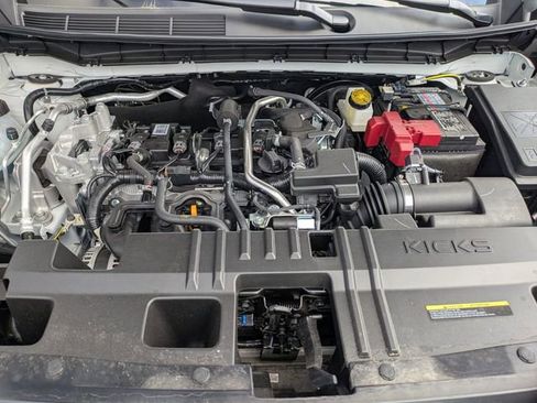 New 2026 Nissan Kicks SR w/ Cold Weather Package image 11