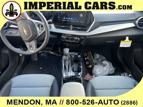 New 2026 Chevrolet Trax LT image 16