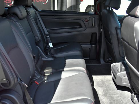 Used 2024 Honda Odyssey Sport image 47