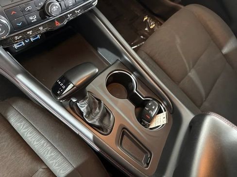 Used 2025 Dodge Durango GT AWD/4WD image 24