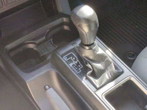 Used 2020 Toyota Tacoma SR w/ SR Convenience Package image 17