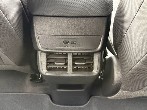 Used 2025 Chevrolet Equinox LT image 21