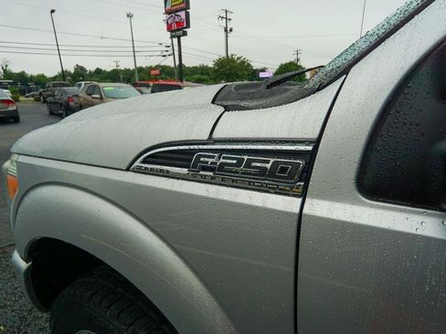 Used 2016 Ford F250 Platinum w/ FX4 Off-Road Package AWD/4WD image 8