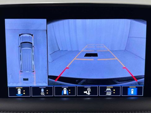 Used 2021 Chevrolet Suburban High Country image 40