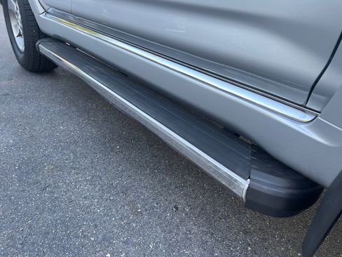 Used 2013 Toyota 4Runner SR5 w/ Convenience Pkg image 39